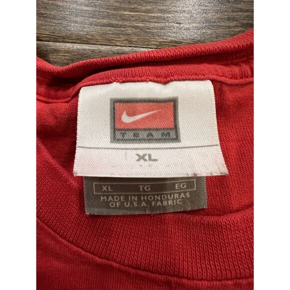 Vintage Nike Y2K Mens Red Ohio State Football Is Everything Swoosh T-Shirt XL - Picture 5 of 8